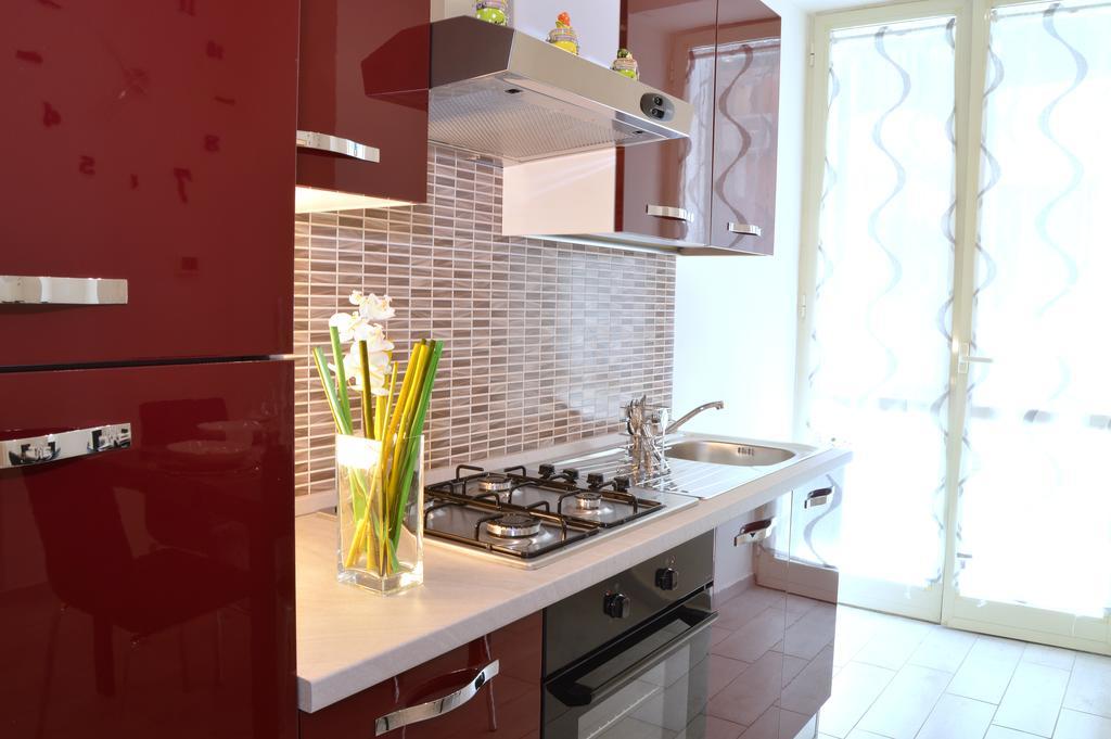 Home Sweet Home Napoli Bagian luar foto