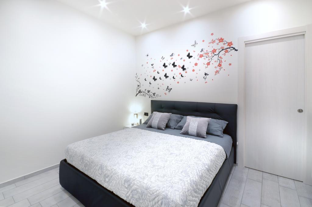 Home Sweet Home Napoli Bagian luar foto